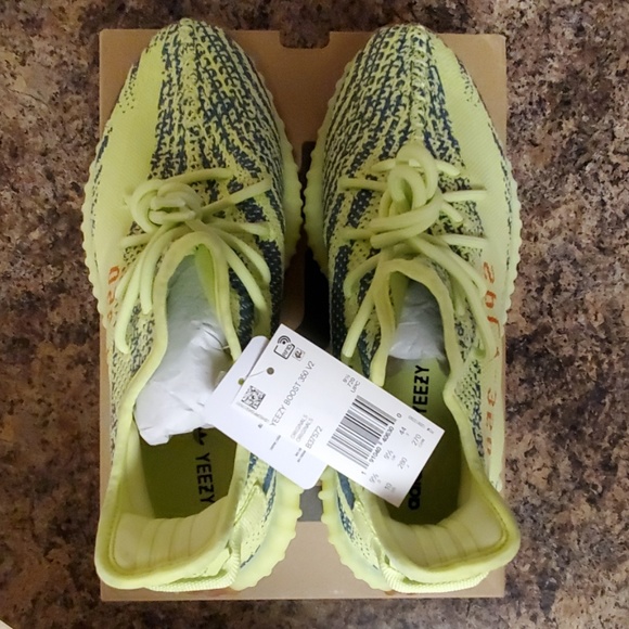 **DEADSTOCK 100% AUTHENTIC YEEZY 350 V2 - Picture 4 of 8